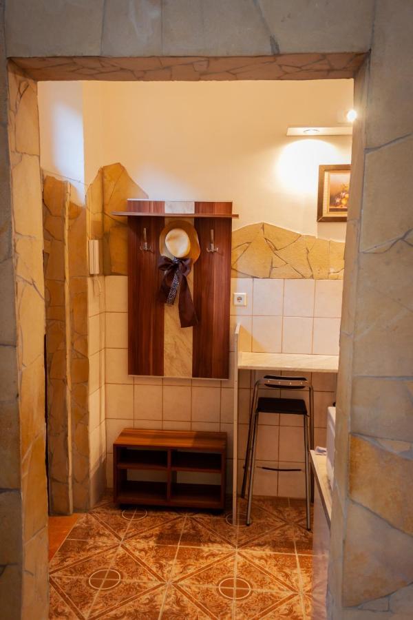 Happy Turtle Apartments Budapest Luaran gambar